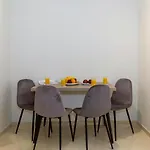 The Bright Apartamento